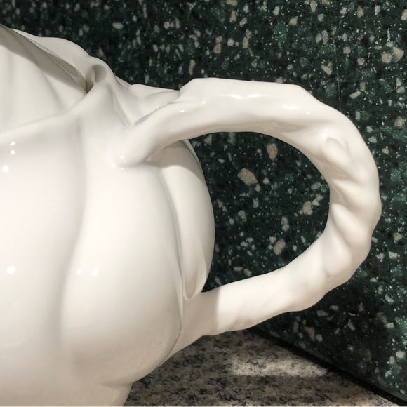 COPY - Harry & David white tea pot with cardinal on top. - Picture 3 of 7